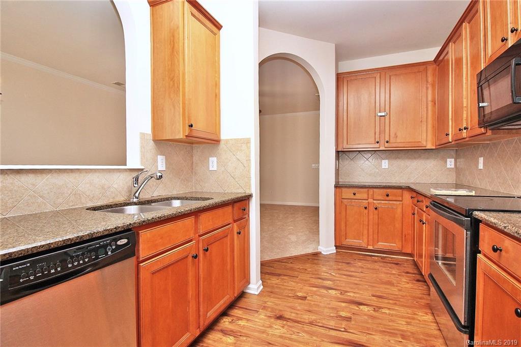 1722 Kashmir White Lane Fort Mill, SC 29708 - Photo 8 of 24 Gallery Image 8