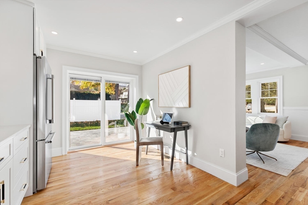 36 Oneida Road Winchester, MA 01890 - Photo 14 of 38