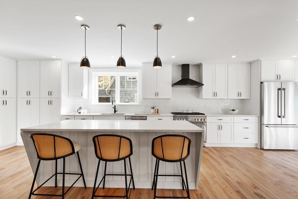 36 Oneida Road Winchester, MA 01890 - Photo 17 of 38