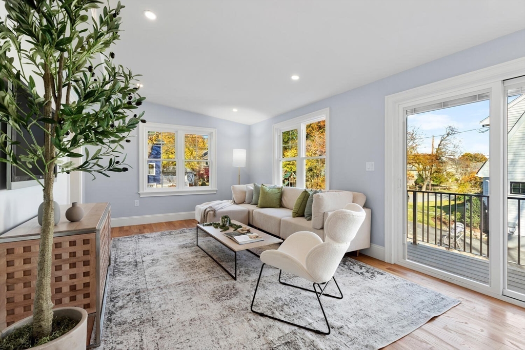 36 Oneida Road Winchester, MA 01890 - Photo 20 of 38