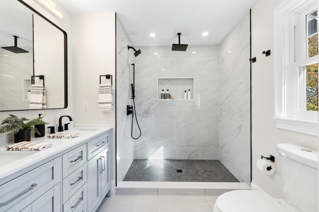 36 Oneida Road Winchester, MA 01890 - Photo 24 of 38