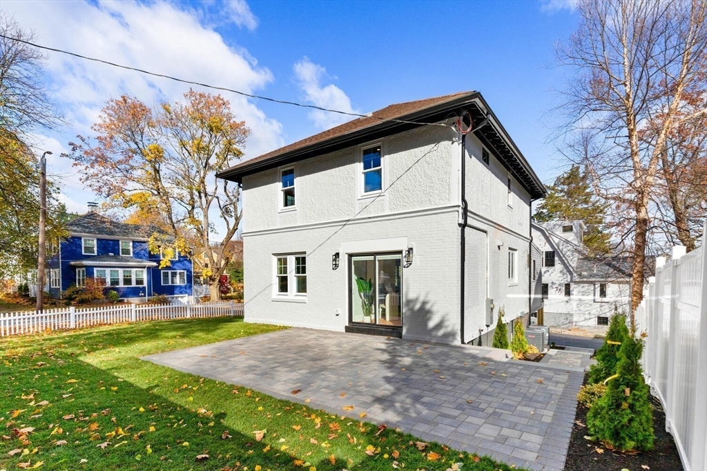 36 Oneida Road Winchester, MA 01890 - Photo 32 of 38