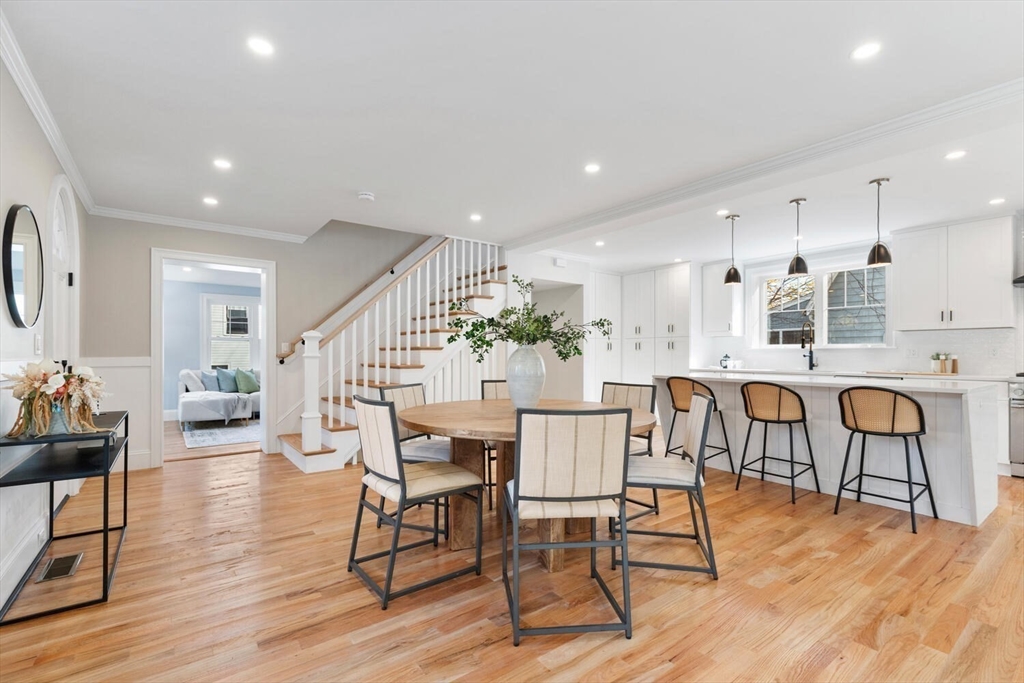 36 Oneida Road Winchester, MA 01890 - Photo 7 of 38