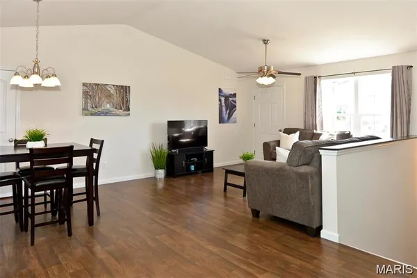 $275,000 | 416 Fredricksburg Way, Wright City, MO 63390