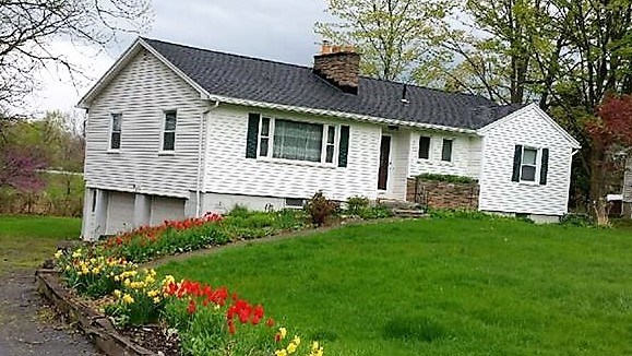 462 Reeves Road Pittsford, NY 14534 - Photo 1 of 1