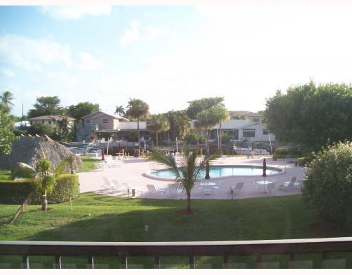 800 Jeffery Street, Unit 405 Boca Raton, FL 33487 - Photo 5 of 11 Additional Photo