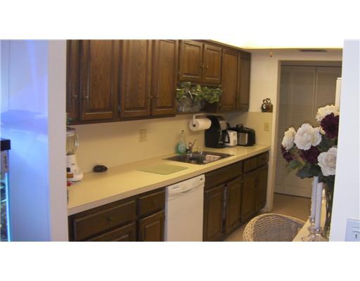 800 Jeffery Street, Unit 405 Boca Raton, FL 33487 - Photo 8 of 11 Additional Photo