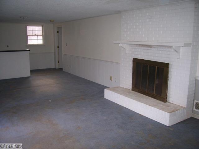 208 Epping Road Clemmons, NC 27012 - Photo 6 of 9 Playroom.