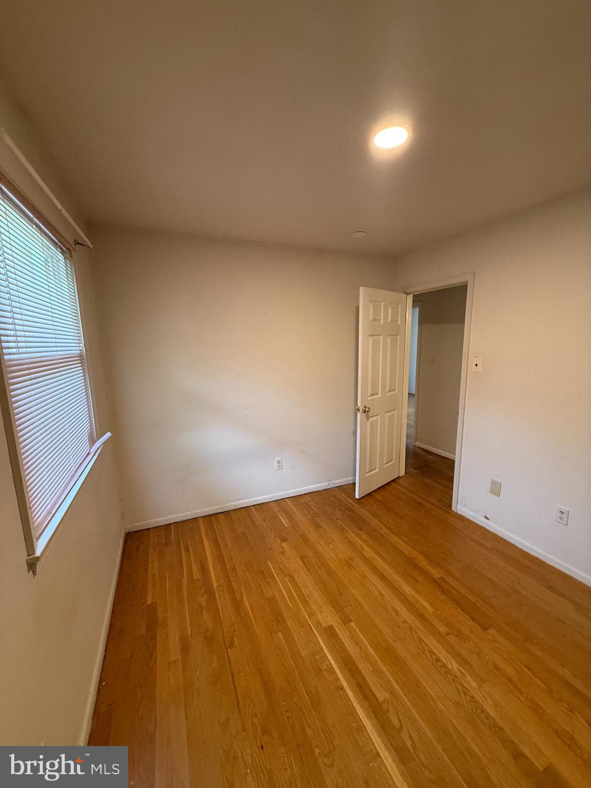 3413 Dunnington Road Beltsville, MD 20705 - Photo 13 of 38