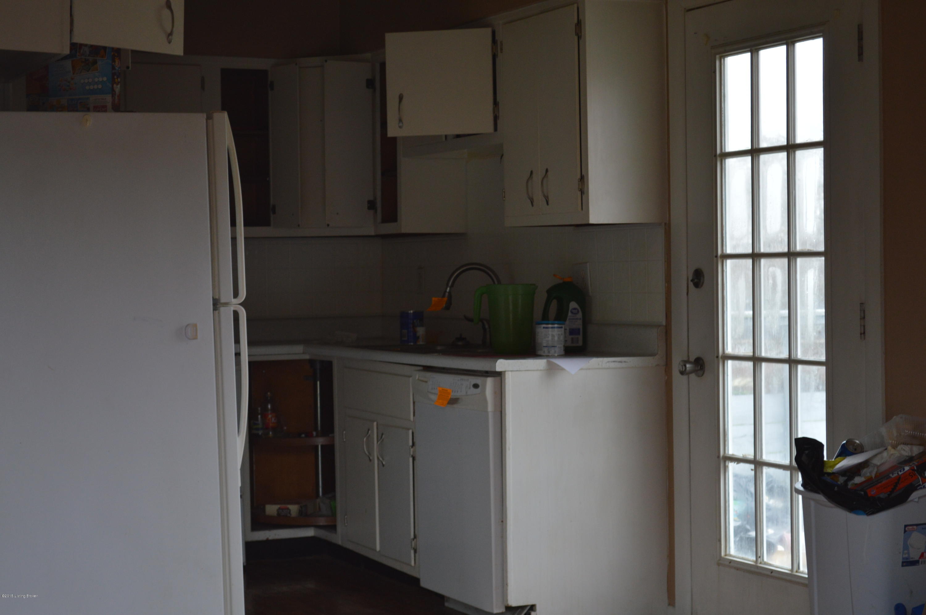 Interior photos to follow after trash out completed.