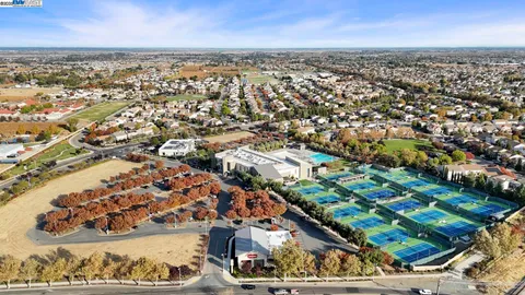 $499,000 | Empire Avenue, Oakley, CA 94561