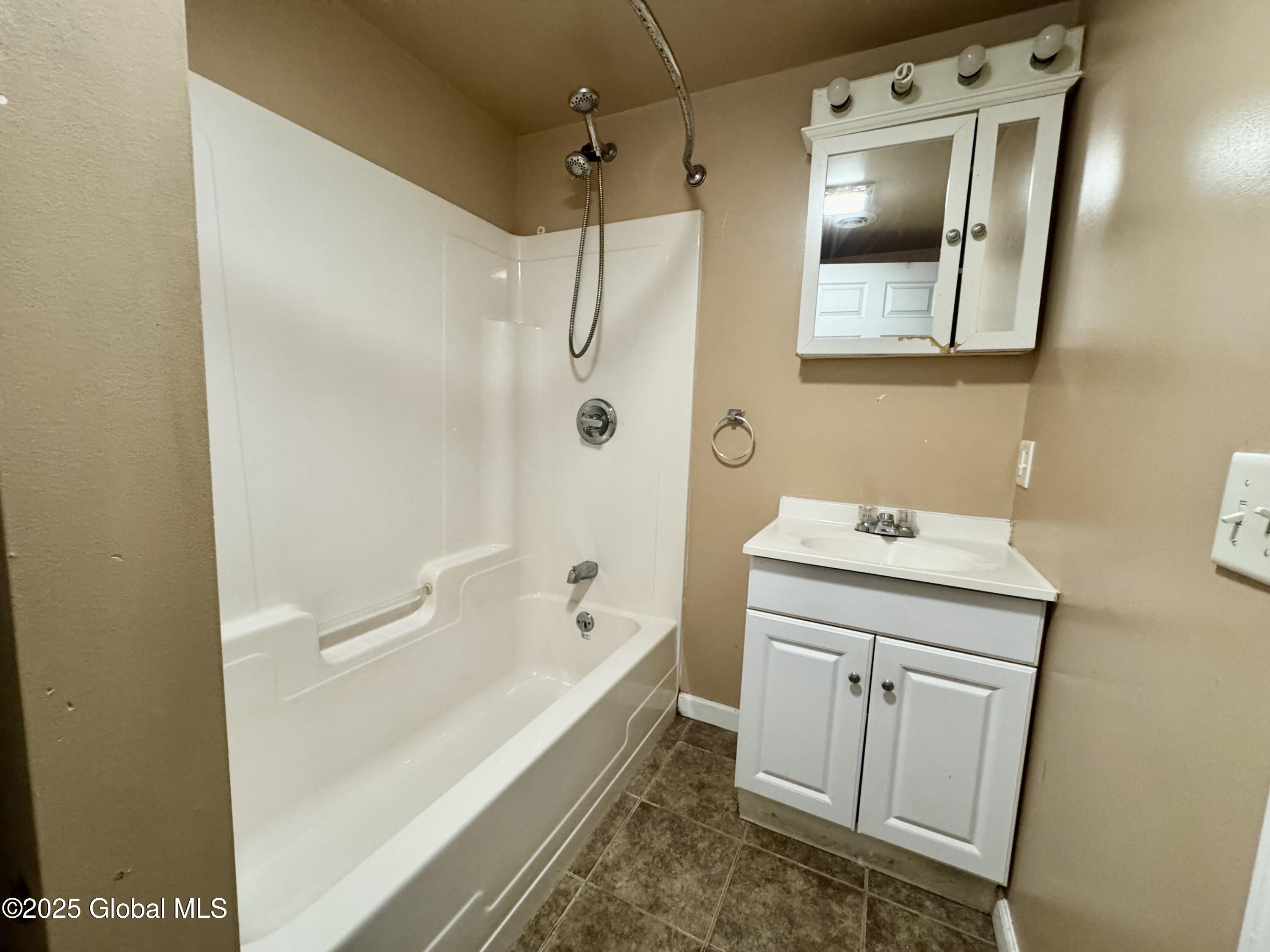 314 Main Street Corinth, NY 12822 - Photo 17 of 18 IMG_3060