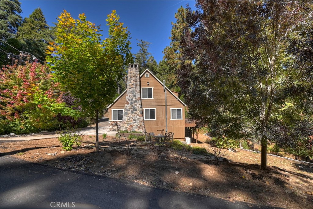 863 Oak Road Lake Arrowhead, CA 92385 - Photo 35 of 42