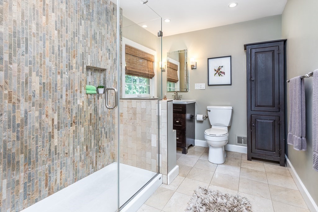 220 Hart Street Beverly, MA 01915 - Photo 26 of 42 Gallery Image 26