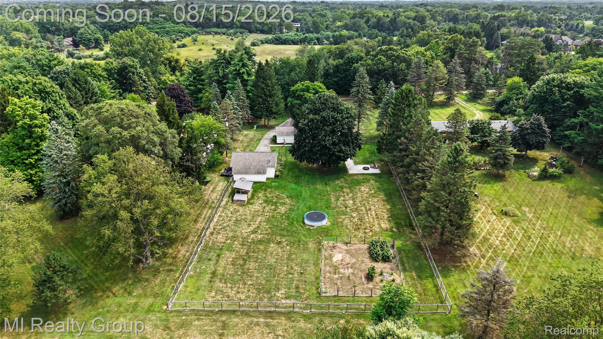 3426 Hadden Road Rochester, MI 48306 - Photo 33 of 39 file_7463.jpg