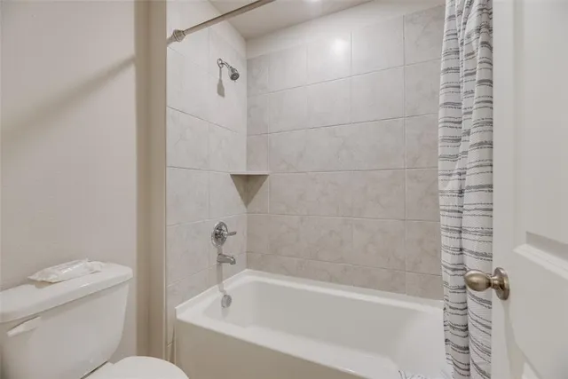 $2,725 | 3028 Willow Wood Court, Crandall, TX 75114