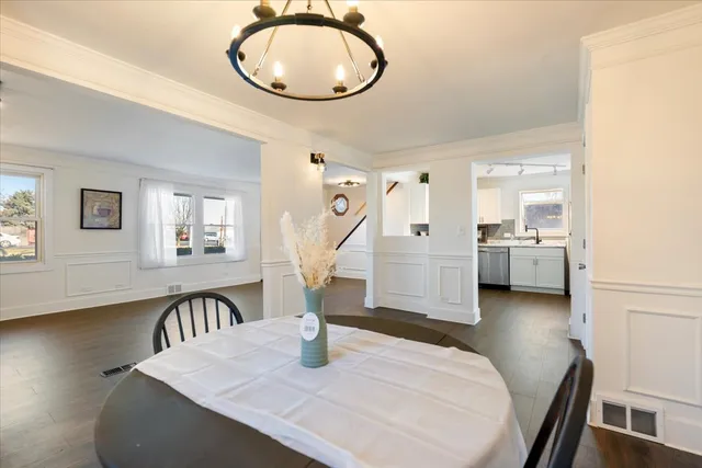 $290,000 | 318 East Liberty Street, Wauconda, IL 60084