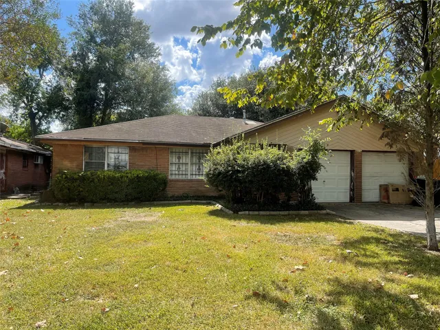 $1,700 | 6706 Glen Rock Drive, Houston, TX 77087