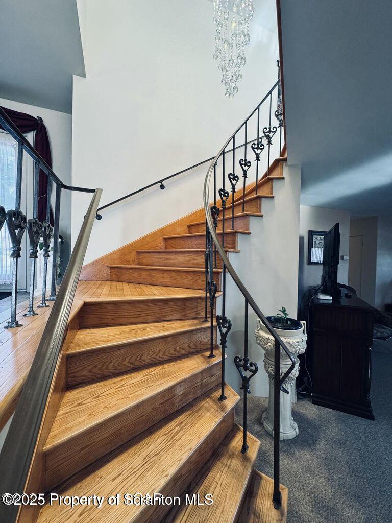 171 Limewood Road Shavertown, PA 18708 - Photo 12 of 41 a view of entryway