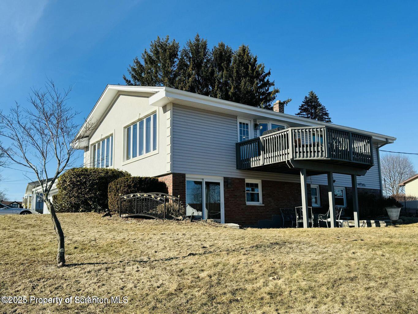171 Limewood Road Shavertown, PA 18708 - Photo 4 of 41 a front view of a house with a yard