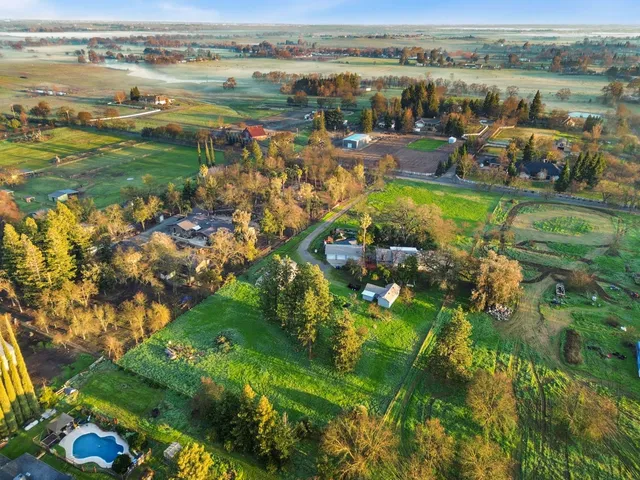 $1,089,000 | 12542 Plum Lane, Wilton, CA 95693