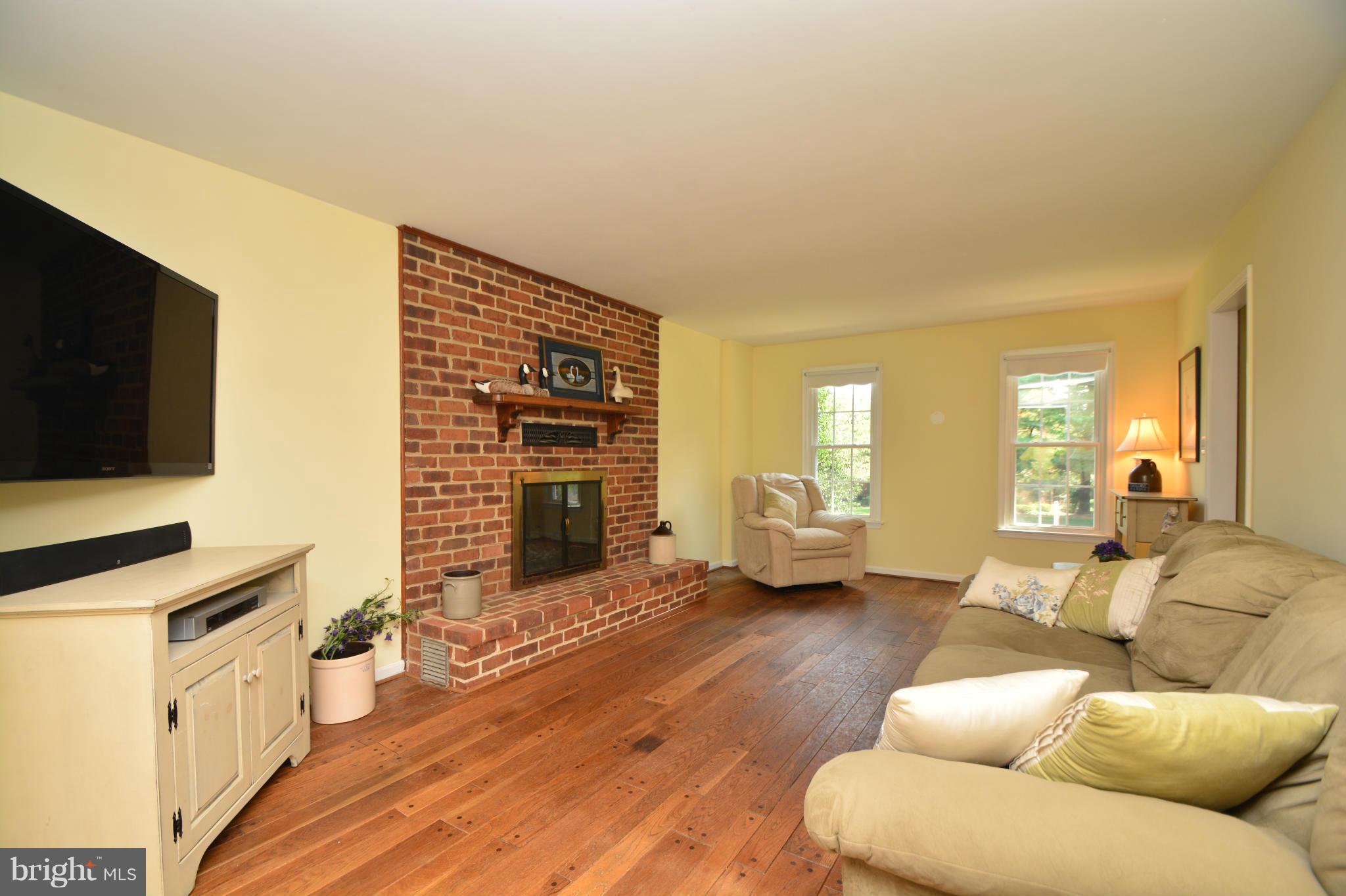 13908 Glen High Road Baldwin, MD 21013 - Photo 5 of 30 Family Room