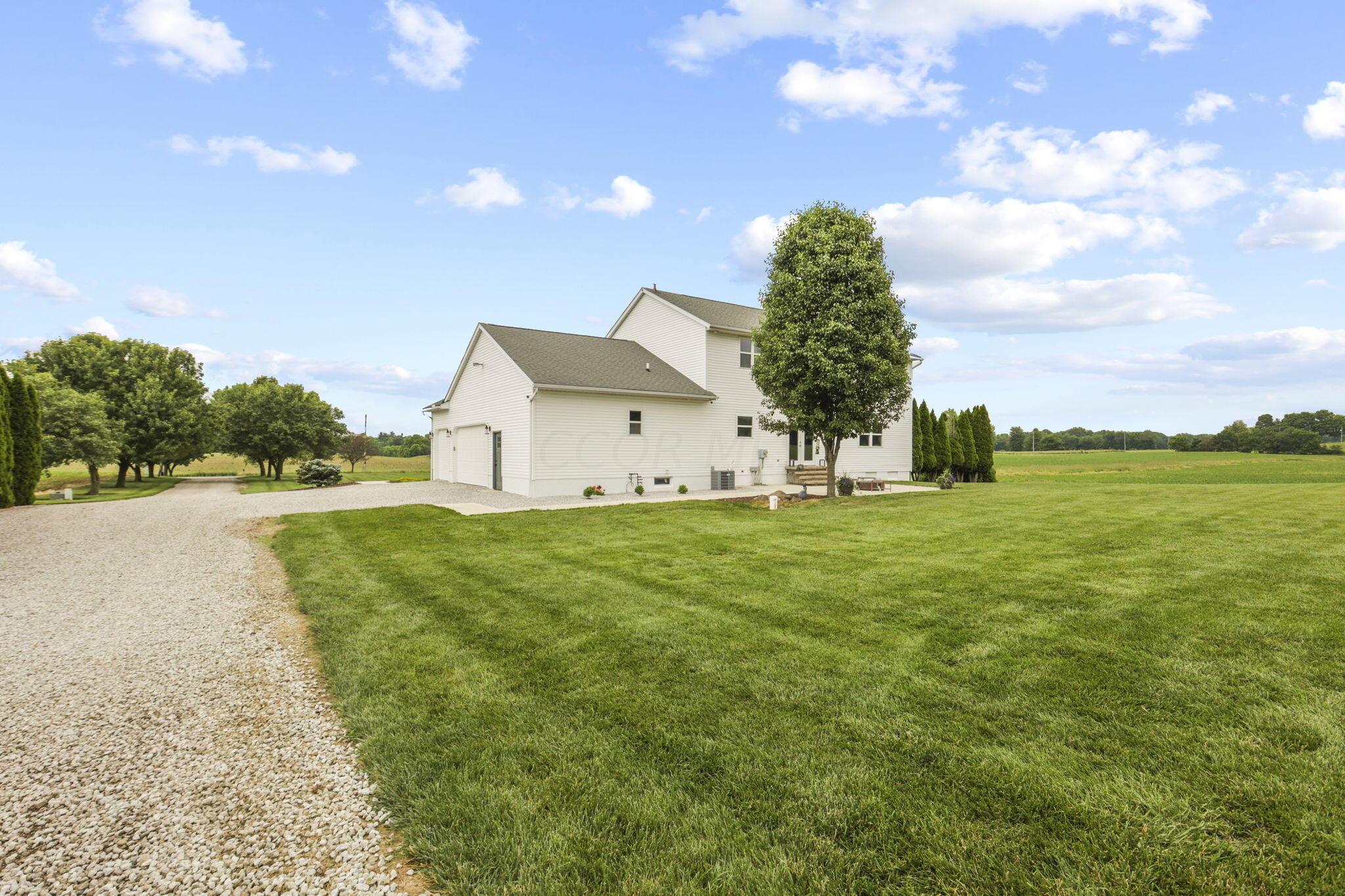 3801 York Road Southwest Pataskala, OH 43062 - Photo 72 of 98 75-web-or-mls-BS5A0044