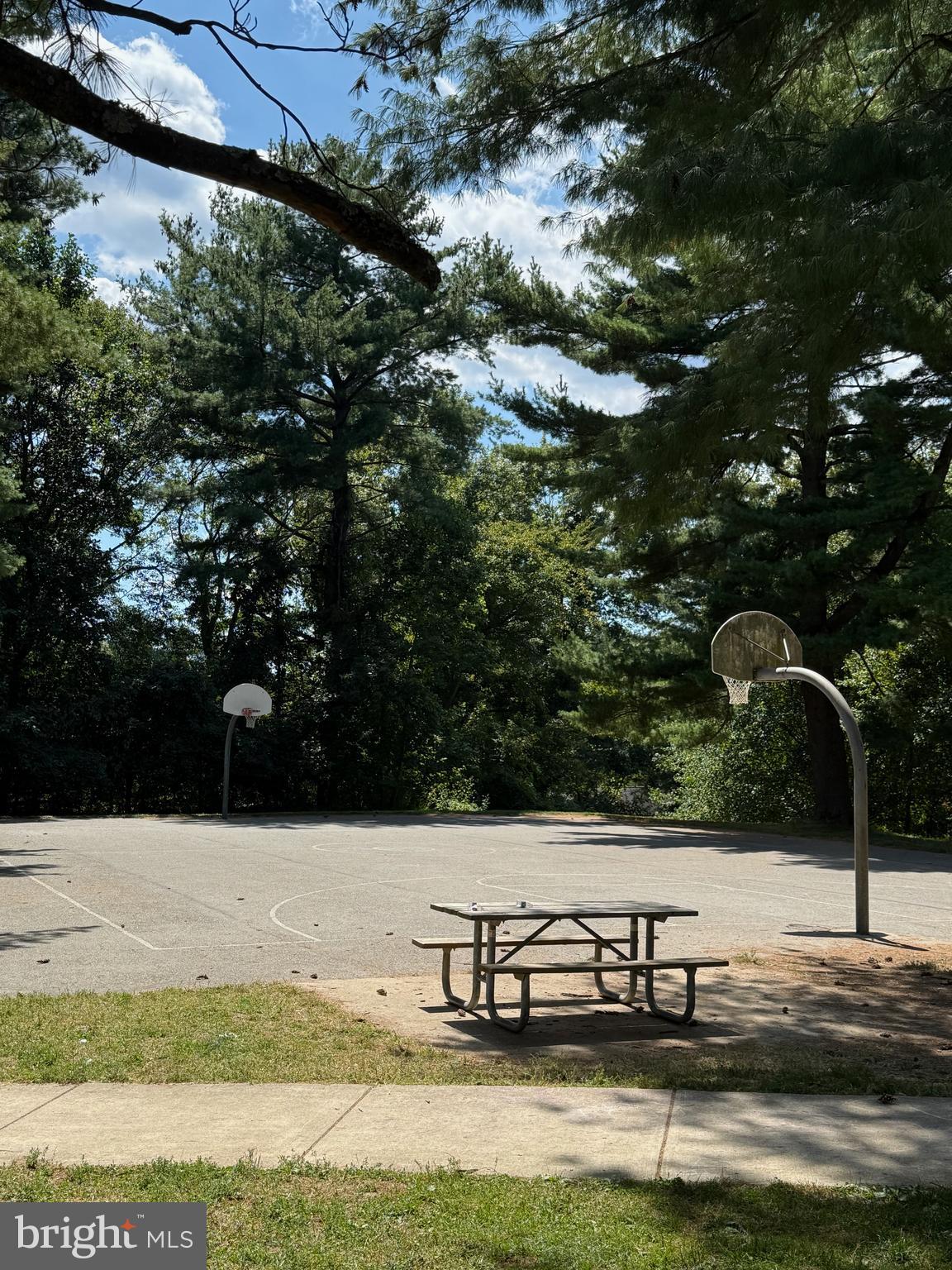 5316 Carvel Road Bethesda, MD 20816 - Photo 38 of 40 Basketball court