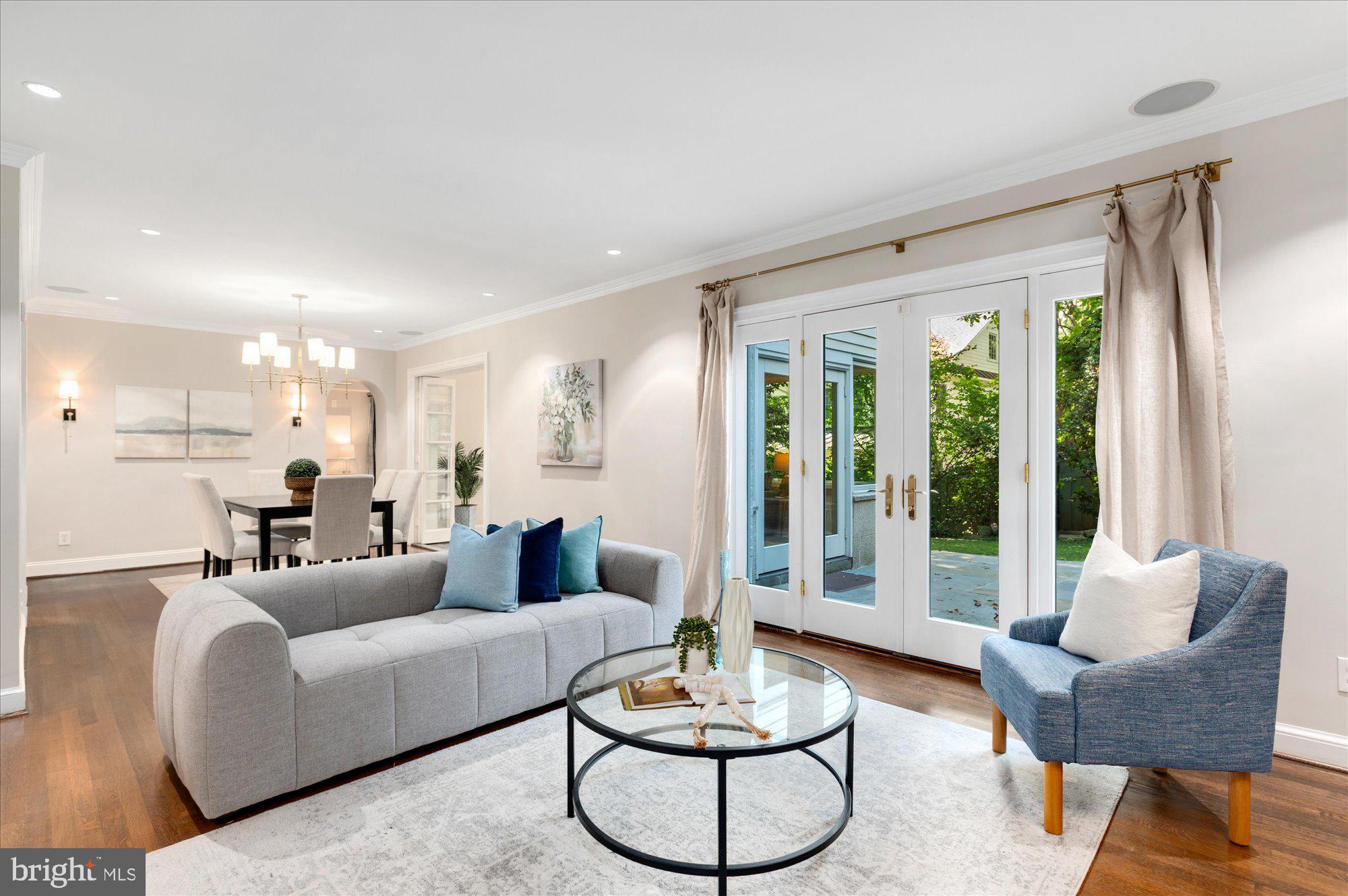 5316 Carvel Road Bethesda, MD 20816 - Photo 6 of 40 Living area opens to spacious dining area