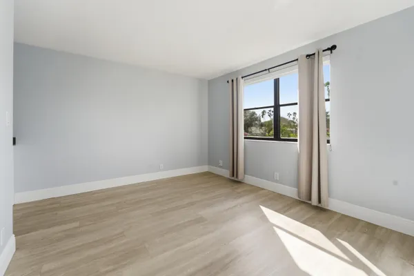 $2,200 | 11477 Northwest 39th Court, Unit 203, Coral Springs, FL 33065