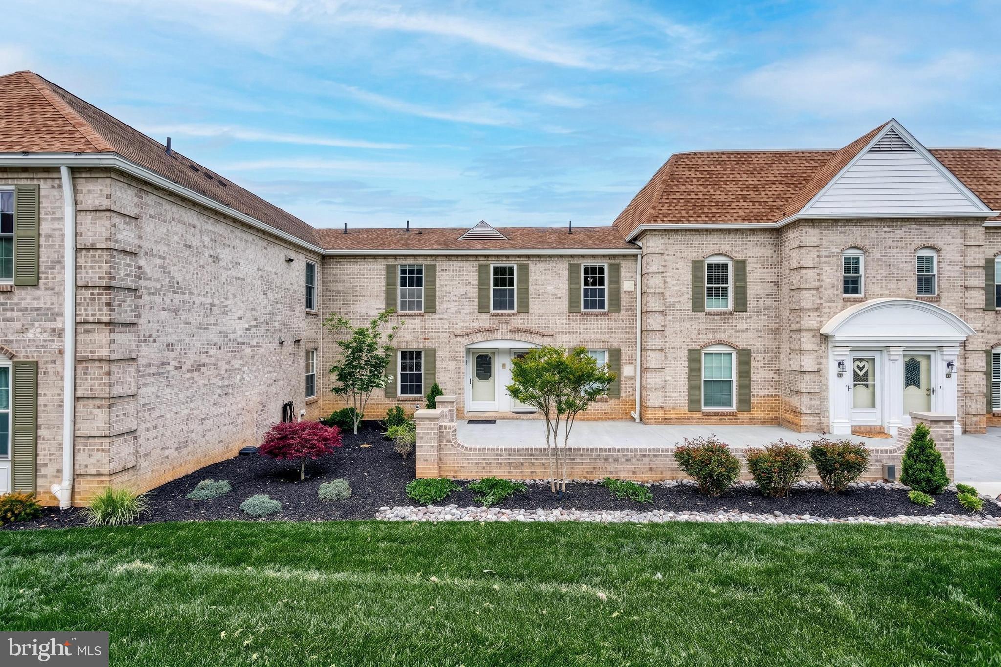 1000 Country Club Road, Unit 8 York, PA 17403 - Photo 5 of 51 Gallery Image 5