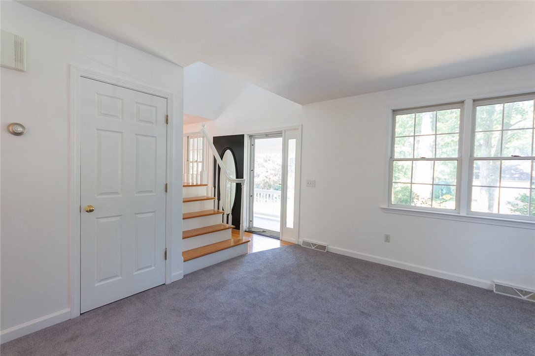 90 Kings Ridge Road South Kingstown, RI 02879 - Photo 13 of 36 Gallery Image 13
