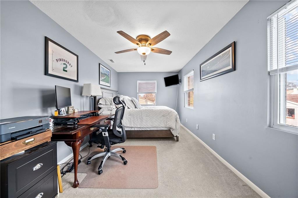 999 Forsythe Road Carnegie, PA 15106 - Photo 29 of 50 Gallery Image 29