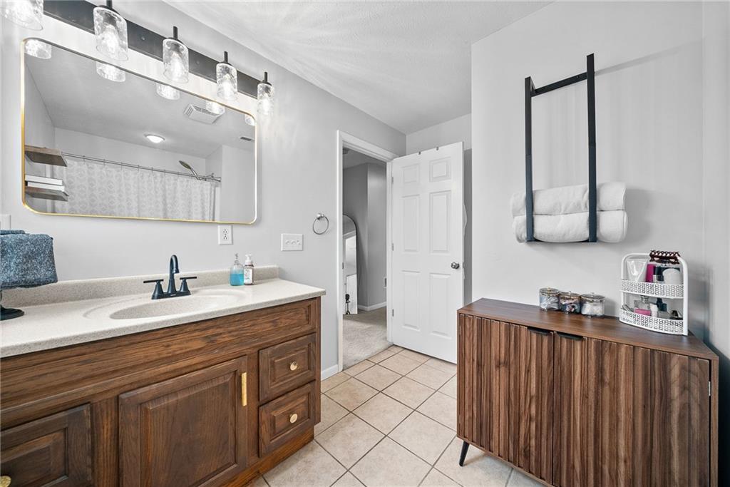 999 Forsythe Road Carnegie, PA 15106 - Photo 31 of 50 Gallery Image 31