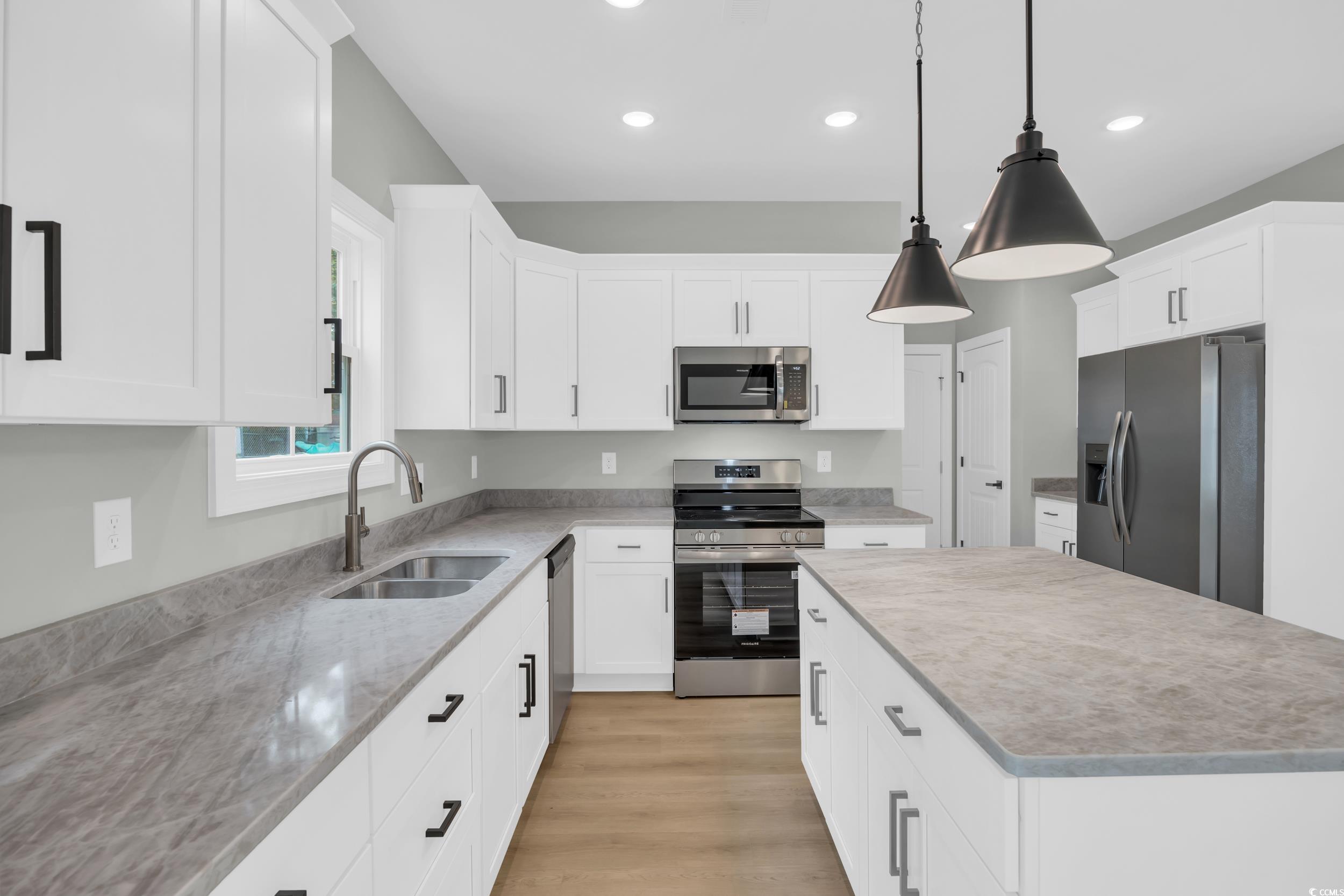 1412 Winddrift Court Surfside Beach, SC 29575 - Photo 16 of 40