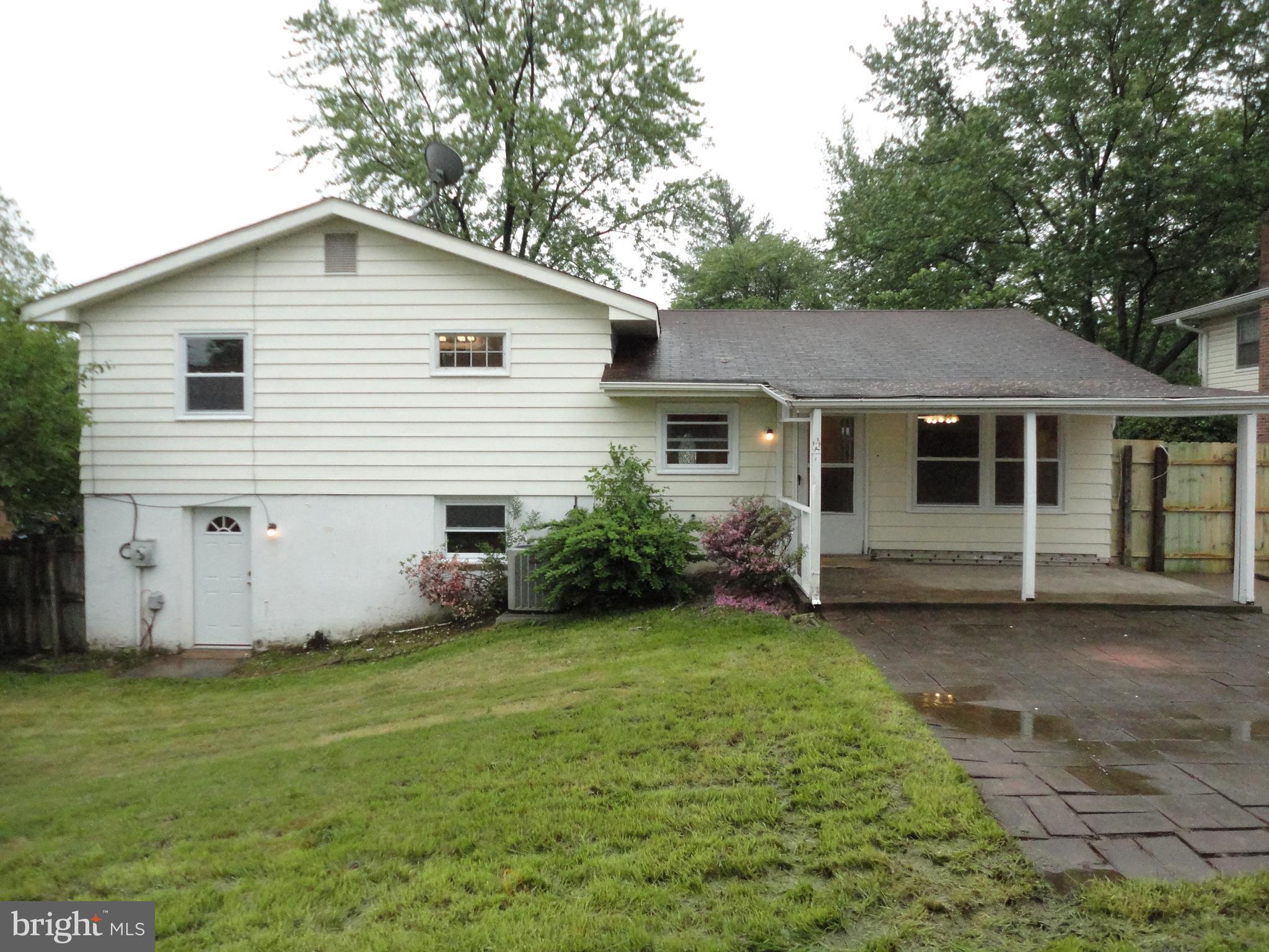 1303 East Jefferson Road Sterling, VA 20164 - Photo 28 of 30 Exterior (Rear)