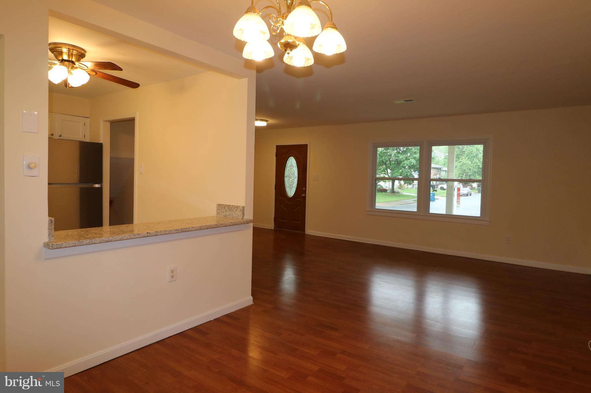 1303 East Jefferson Road Sterling, VA 20164 - Photo 5 of 30 Interior (General)