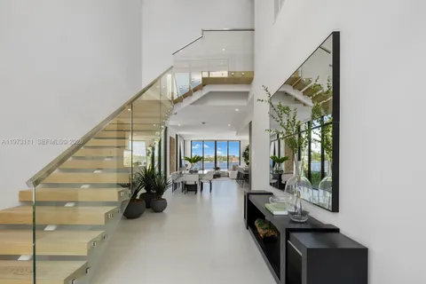 $7,690,000 | 1351 Stillwater Drive, Miami Beach, FL 33141