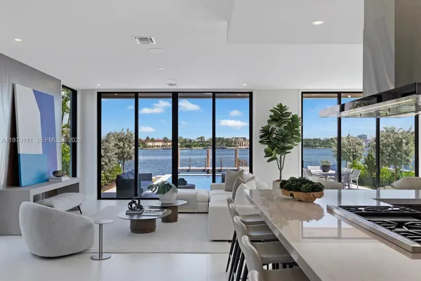 $7,690,000 | 1351 Stillwater Drive, Miami Beach, FL 33141