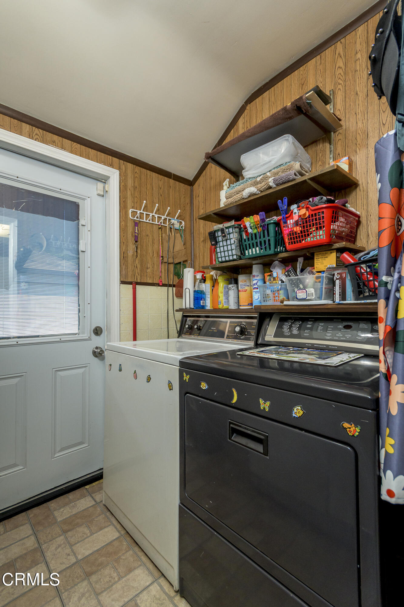 3279 Laurice Avenue Altadena, CA 91001 - Photo 20 of 24 a kitchen with stainless steel appliances granite countertop a stove and a sink