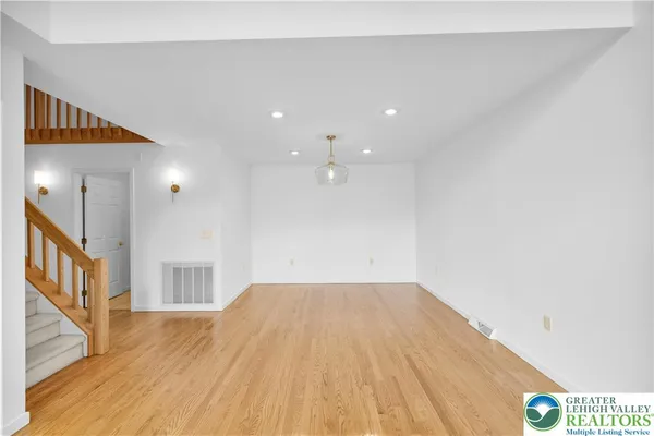 $3,200 | 5721 Crawford Drive, Bethlehem, PA 18017