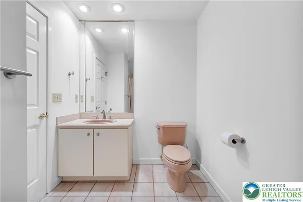 $3,200 | 5721 Crawford Drive, Bethlehem, PA 18017