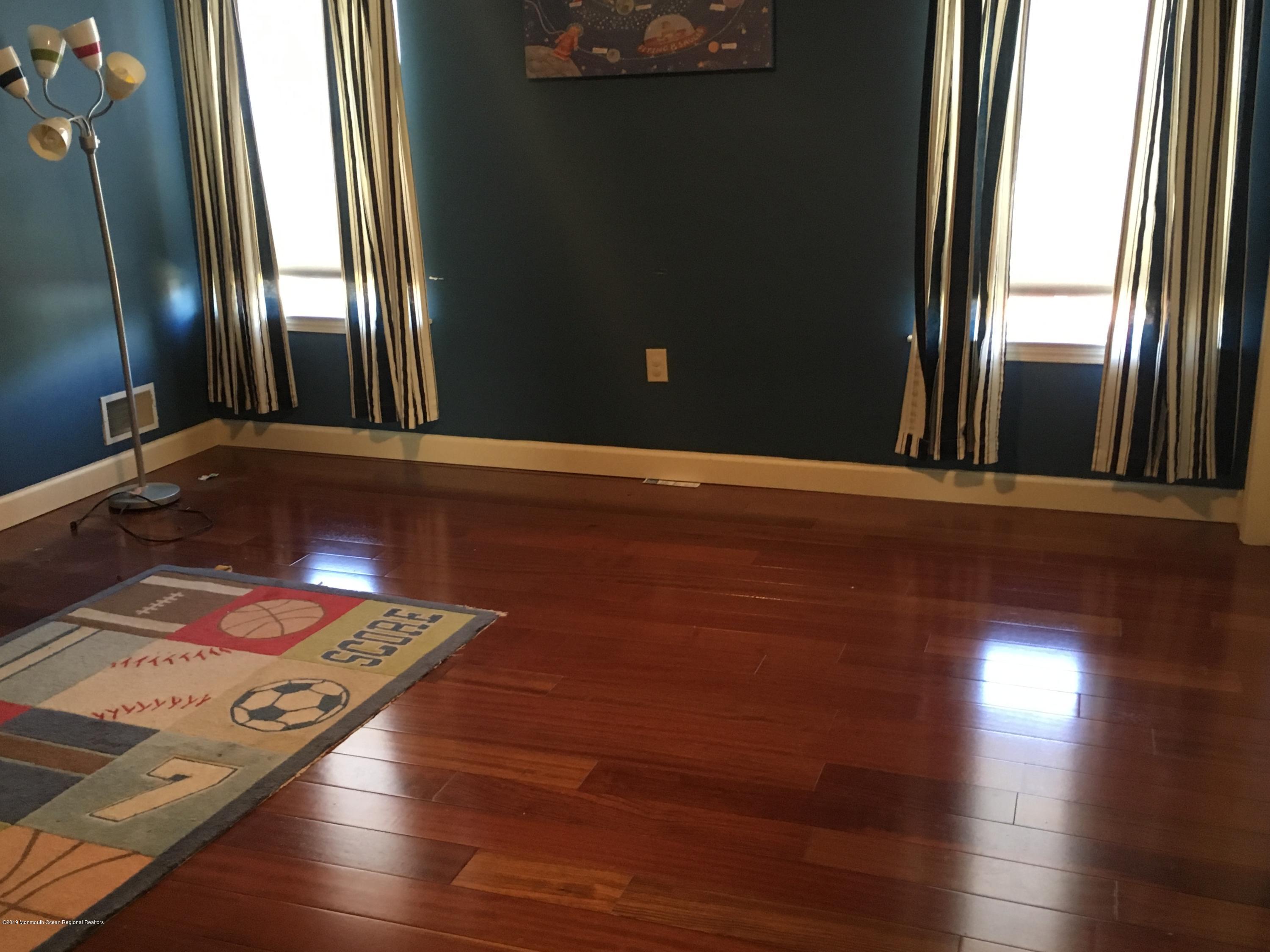 74 West Shenendoah Road Howell, NJ 07731 - Photo 8 of 20 1577D5A4-3645-4C38-BCE9-081DD6F6220C