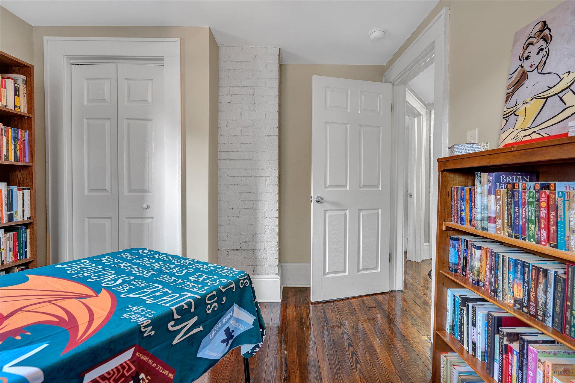 2132 Holley Road Roanoke, VA 24012 - Photo 21 of 33 21-SGP (225 of 35)