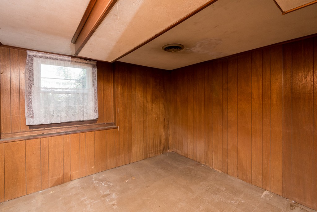 33 Anna Road Weymouth, MA 02191 - Photo 19 of 26 Gallery Image 19