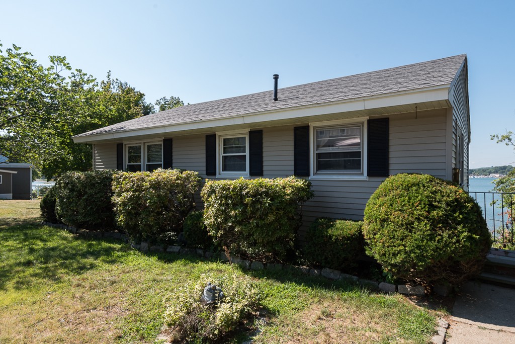 33 Anna Road Weymouth, MA 02191 - Photo 2 of 26 Gallery Image 2