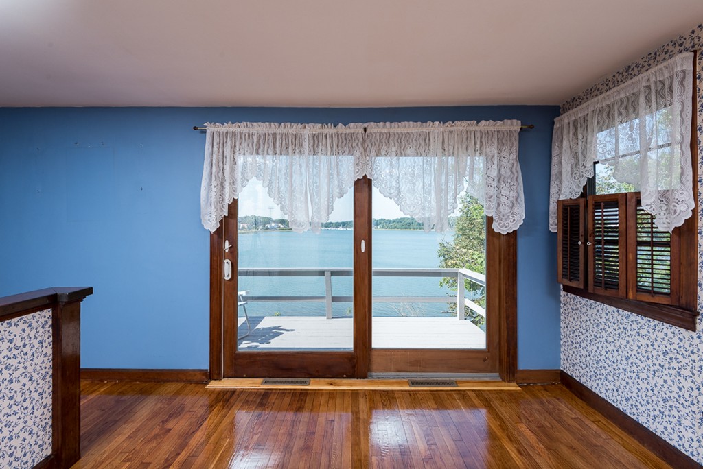 33 Anna Road Weymouth, MA 02191 - Photo 7 of 26 Gallery Image 7