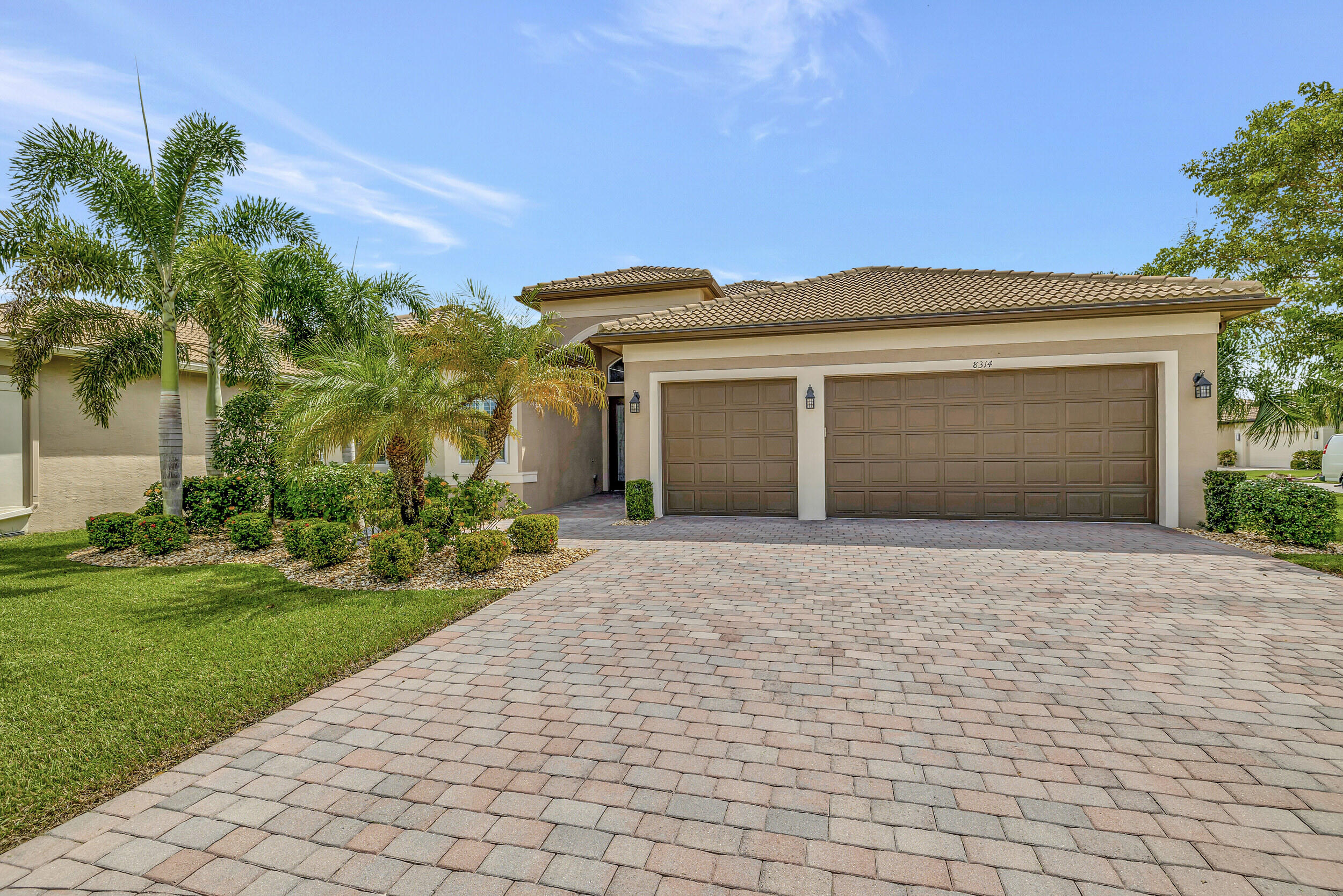 8314 Razorback Court Boynton Beach, FL 33473 - Photo 2 of 82 01_5z3a9149