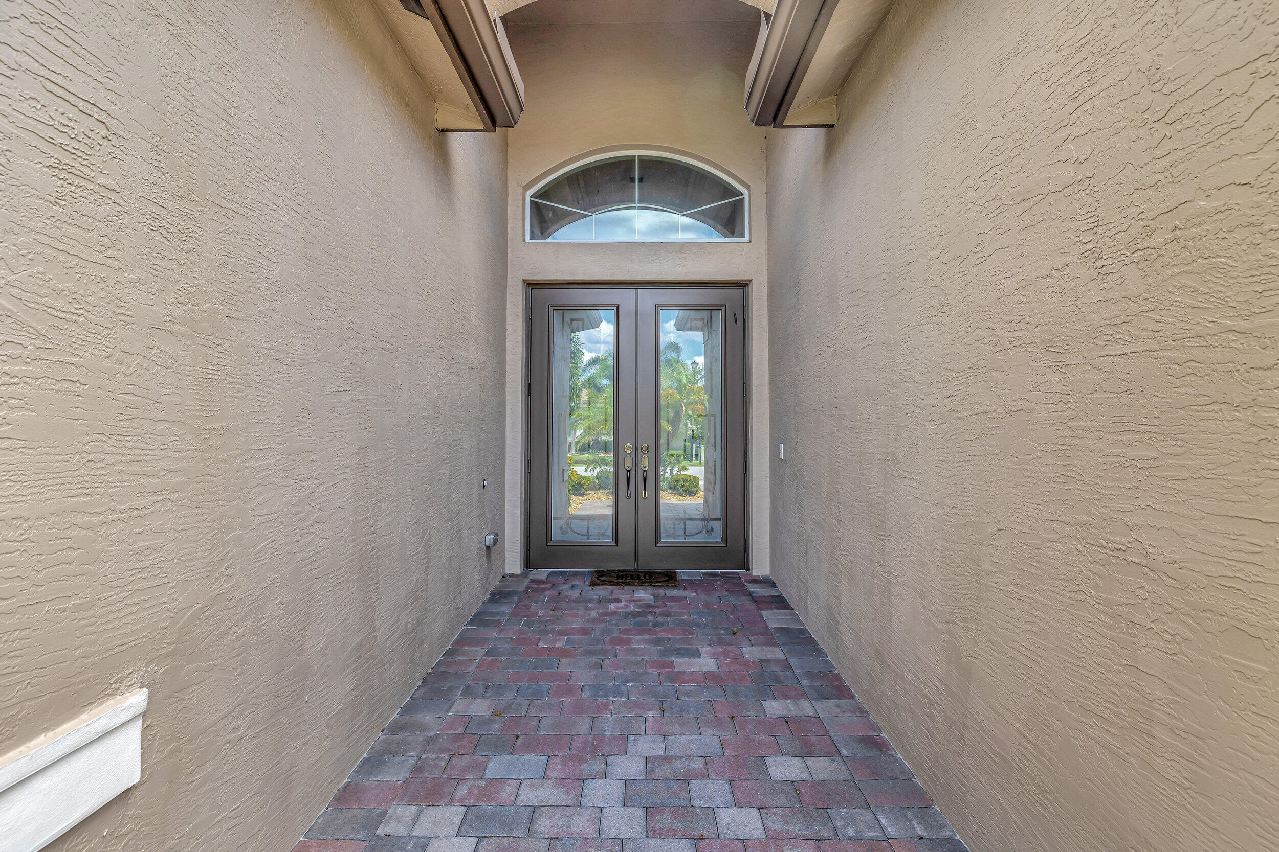 8314 Razorback Court Boynton Beach, FL 33473 - Photo 3 of 82 03_5z3a9164