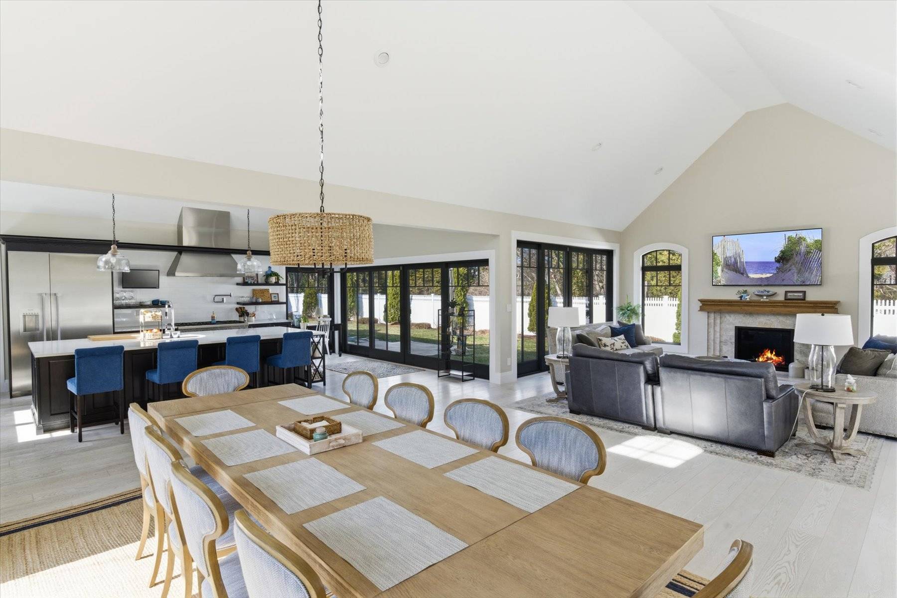 4 Post Lane Quogue, NY 11959 - Photo 10 of 33